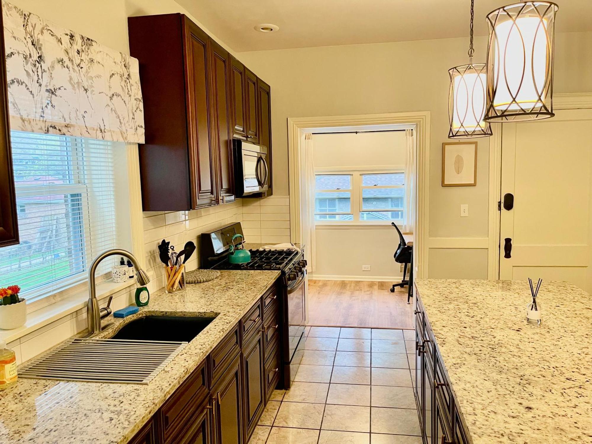 Lovely Vintage Oak Park 3Bd 1Ba Perfectly Located Near Public Transit & Chicago Exteriör bild